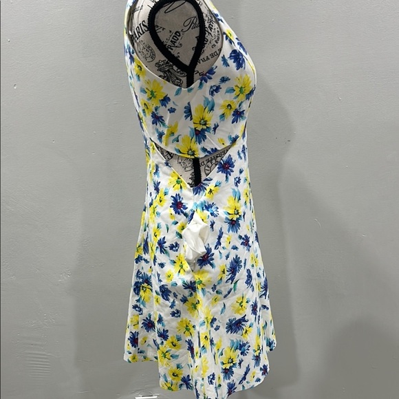 Zara Trafaluc Floral Mini Dress Small White Blue Cut Out - Picture 9 of 13